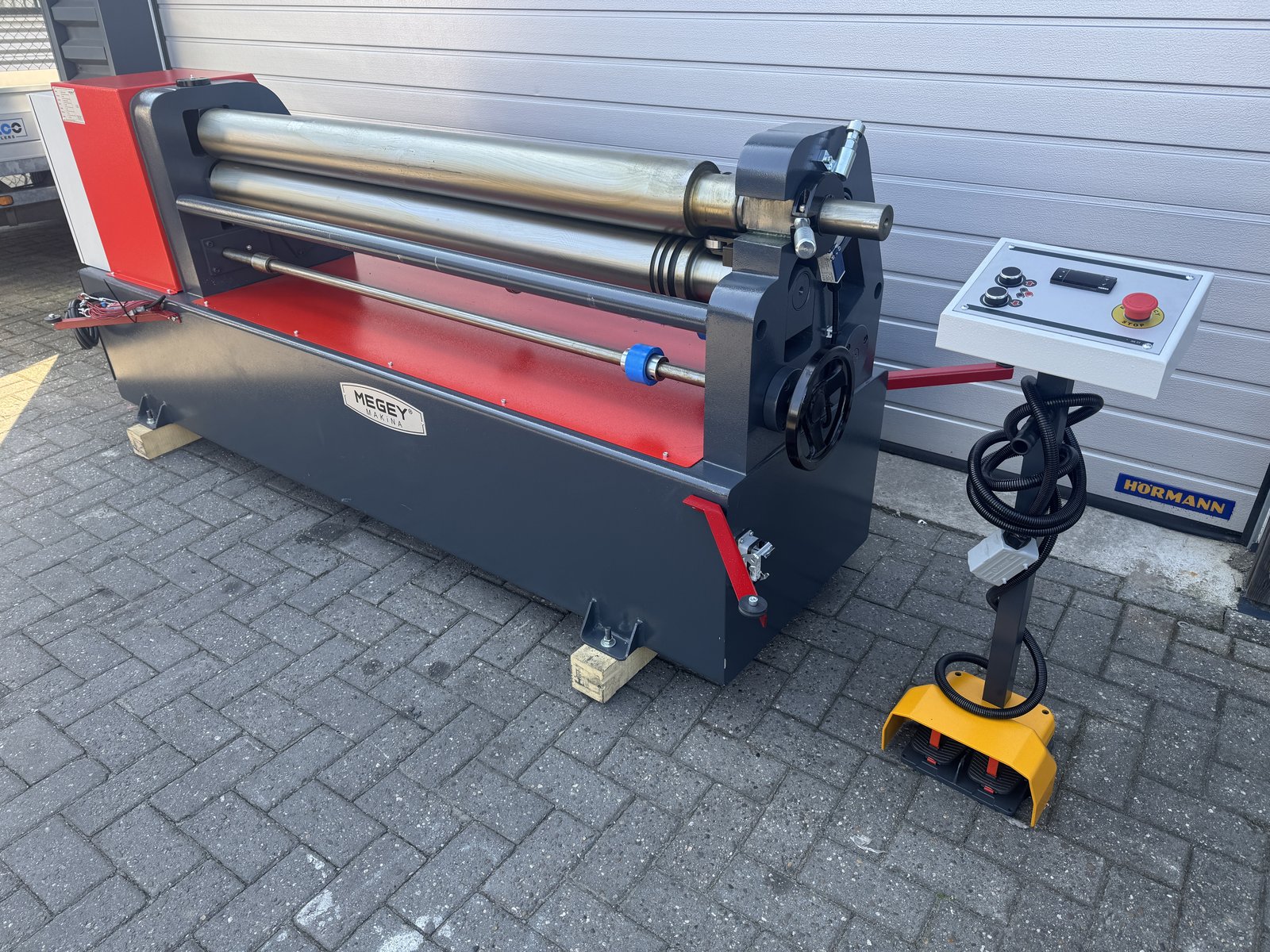 MEGEY MRS 1550 x 130