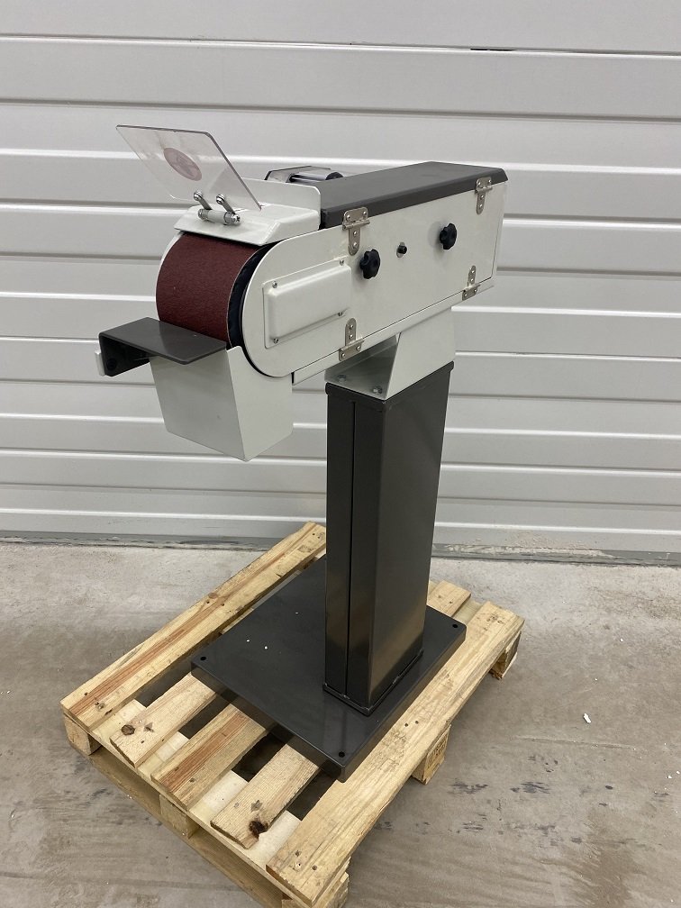 UWM 100 x 1220